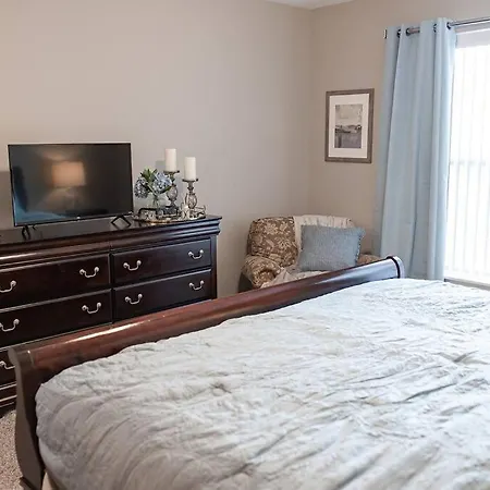 Newly Built 3 Bedroom Home In Loves Park